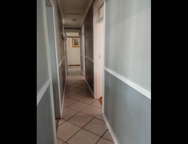 5 BEDROOM HOUSE FOR SALE IN HILLARY